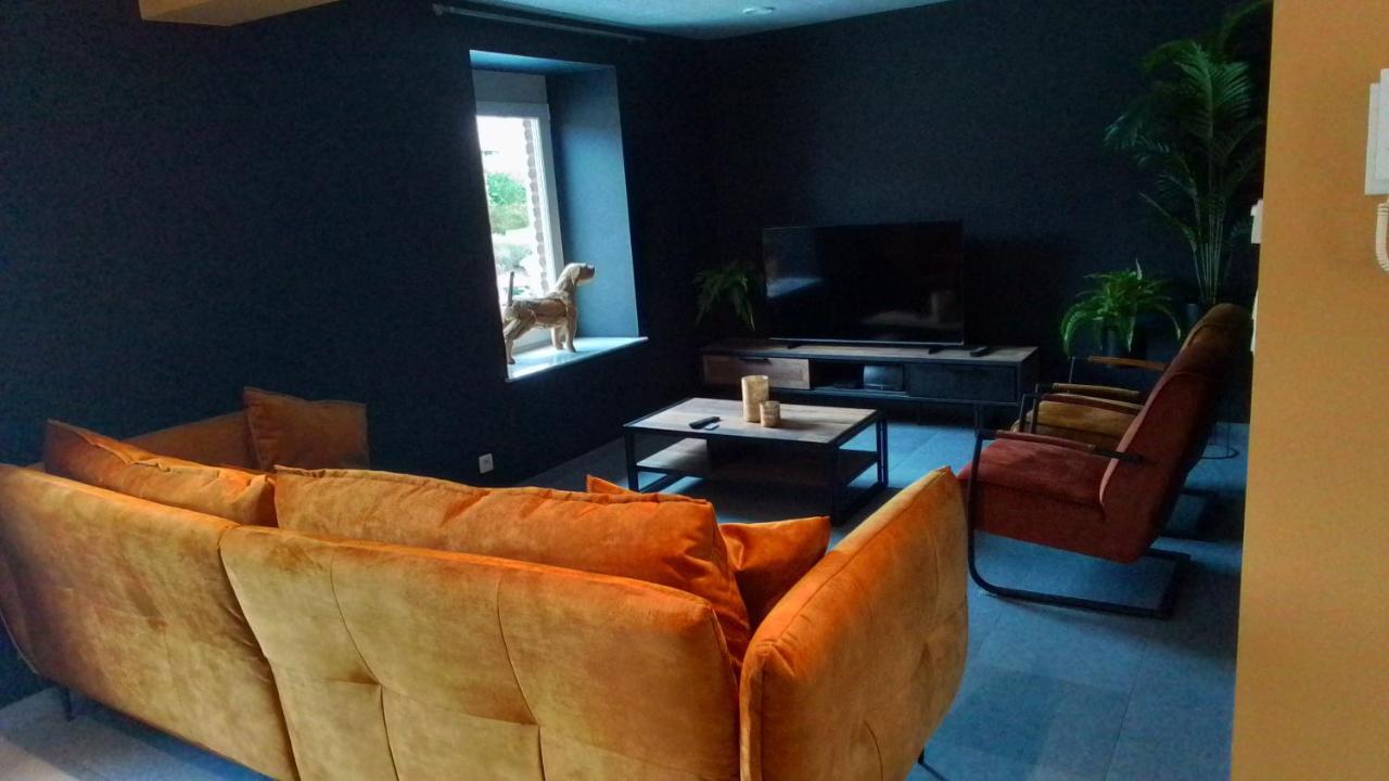 La Ferme Villa 2 巴斯托涅 外观 照片